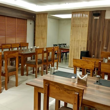 Hotel Oishi Plaza Mukutmanipur Ngoại thất bức ảnh