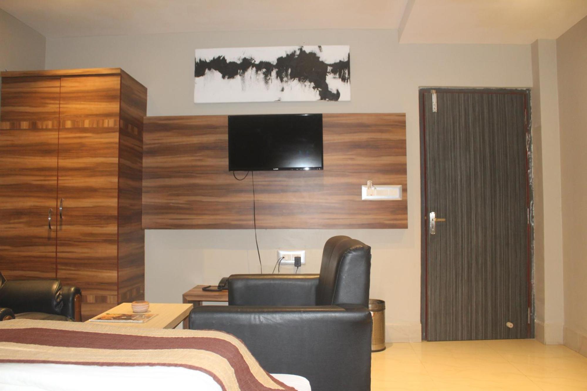 Hotel Oishi Plaza Mukutmanipur Ngoại thất bức ảnh